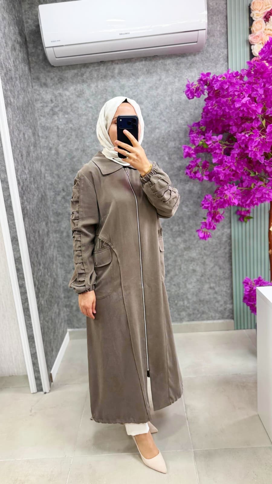 4541 FATMA DANIŞMAN Tensel Cupra Kumaş Kolları Ve Arkası büzgü Detaylı Kap